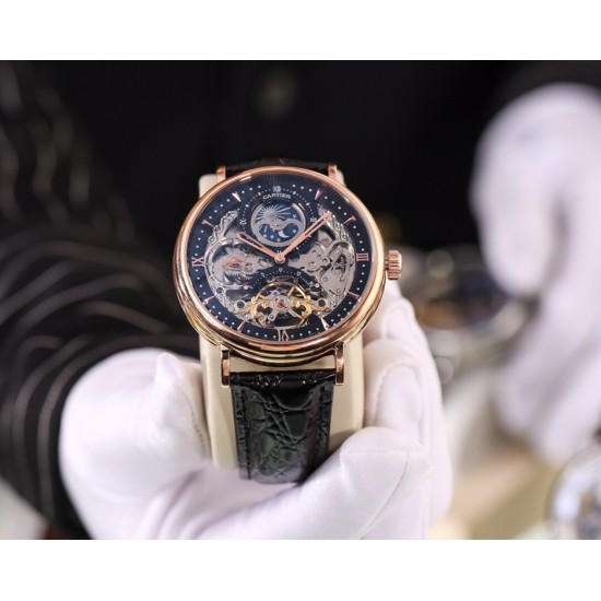 【品牌】Cartier 卡地亚【机芯】全自动机械机芯【材料】矿物质超强镜面【尺寸】直径42mm厚12mm！