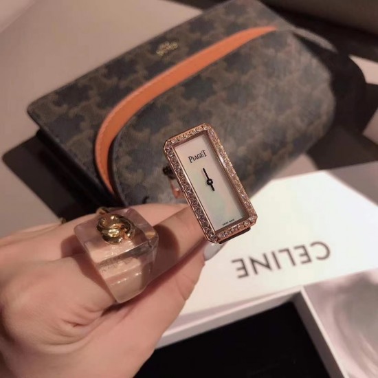 伯爵LIMELIGHT系列G0A39200 女士腕表 原装瑞士石英机芯 316L精钢表壳 蓝宝石玻璃镜面 娟丝表带 直径15mm*31mm (市场最高版本)该款腕表备受女性喜爱,在不同的场合映耀着她们各自的独特个性与迷人风 伯爵LIMELIGHT系列G0A39200 女士腕表 原装瑞士石英机芯 316L精钢表壳 蓝宝石玻璃镜面 娟丝表带 直径15mm*31mm (市场最高版本)该款腕表备受女性喜爱,在不同的场合映耀着她们各自的独特个性与迷人风