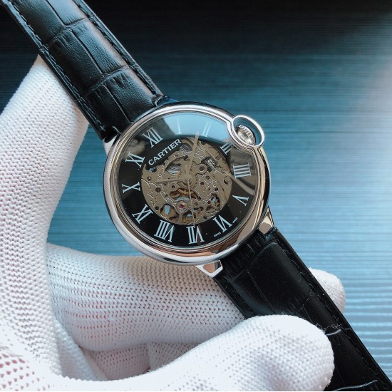 【品牌】卡地亚--Cartier【类型】男士腕表 A26 【机芯】全自动机械机芯【材质】316L精钢表壳【表镜】矿物强化玻璃镜面【皮质】真皮表带/钢带(可选)【尺寸】直径42mm 厚度13mm【特性】全新镂空机械男表、高贵优雅、精美高端!三杰精致推荐男士机械腕表 SJ为你精心挑选超真实实物图拍摄 【品牌】卡地亚--Cartier【类型】男士腕表 A26 【机芯】全自动机械机芯【材质】316L精钢表壳【表镜】矿物强化玻璃镜面【皮质】真皮表带/钢带(可选)【尺寸】直径42mm 厚度13mm【特性】全新镂空机械男表、高贵优雅、精美高端!三杰精致推荐男士机械腕表 SJ为你精心挑选超真实实物图拍摄