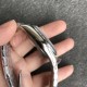 【极力推荐】孔雀石劳力士日志36孔雀石骚绿重磅来袭!劳力士,稀有孔雀石盘面,大能同款,36直径大小,双日历大三针,温润柔美,儒雅尊贵!天然孔雀石呈现浓绿,翠绿的光泽,是高贵之石,有种独一无二的高雅气质。 孔雀石象征高贵象征好运,孔雀石象征着好运和希望,可以指引迷途与梦想。让每一位逐梦想的年轻人对未来的生活倍添信心,开启每一天的崭新旅程。 《重要注明:每张孔雀石字面的纹路不一,都是自然形成》 【极力推荐】孔雀石劳力士日志36孔雀石骚绿重磅来袭!劳力士,稀有孔雀石盘面,大能同款,36直径大小,双日历大三针,温润柔美,儒雅尊贵!天然孔雀石呈现浓绿,翠绿的光泽,是高贵之石,有种独一无二的高雅气质。 孔雀石象征高贵象征好运,孔雀石象征着好运和希望,可以指引迷途与梦想。让每一位逐梦想的年轻人对未来的生活倍添信心,开启每一天的崭新旅程。 《重要注明:每张孔雀石字面的纹路不一,都是自然形成》