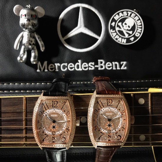 法兰克 穆勒(Franck Muller)⌚️51*17mm 全自动机械机芯独特复古的酒桶壳身设计就像美式嘻皮士的皮衣敢梦想 享自由 法兰克 穆勒(Franck Muller)⌚️51*17mm 全自动机械机芯独特复古的酒桶壳身设计就像美式嘻皮士的皮衣敢梦想 享自由
