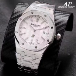 品牌：爱彼（K8出品）系列：皇家橡树   款式：男士机械腕表机芯型号：顶级进口全自动机械表径：42毫米表壳材质：316鑫精钢 表镜材质：进口蓝宝石玻璃