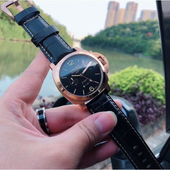 品牌:沛纳海--PANERAI LUMINOR PAM00576 类型:男士顶级腕表 机芯:全自动机械机芯 表壳:316L精钢表壳 镜面:矿物强化玻璃 皮带:进口真牛皮表带 三杰卓越非凡 尽显男士魅力尺寸:直径44mm 厚度16mm。SJ为你精心打造超真实实物图拍摄 让你超真实实物图体验 品牌:沛纳海--PANERAI LUMINOR PAM00576 类型:男士顶级腕表 机芯:全自动机械机芯 表壳:316L精钢表壳 镜面:矿物强化玻璃 皮带:进口真牛皮表带 三杰卓越非凡 尽显男士魅力尺寸:直径44mm 厚度16mm。SJ为你精心打造超真实实物图拍摄 让你超真实实物图体验