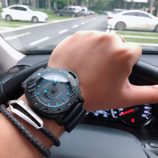 品牌:沛纳海- Panerai 型号:PAM 00960 类型:男士顶级机械腕表机芯:全自动机械机芯材质:316L精钢表壳(大尺寸够霸气)材料:进口矿物质镜面 进口小牛皮表带 霸气十足 魅力四射尺寸:直径48mm 厚15mm 新款上市,超强夜光,欢迎转载!三杰精致推荐男士机械休闲商务腕表 SJ为你精心打造超真实实物图拍摄 让你超真实实物图体验 品牌:沛纳海- Panerai 型号:PAM 00960 类型:男士顶级机械腕表机芯:全自动机械机芯材质:316L精钢表壳(大尺寸够霸气)材料:进口矿物质镜面 进口小牛皮表带 霸气十足 魅力四射尺寸:直径48mm 厚15mm 新款上市,超强夜光,欢迎转载!三杰精致推荐男士机械休闲商务腕表 SJ为你精心打造超真实实物图拍摄 让你超真实实物图体验