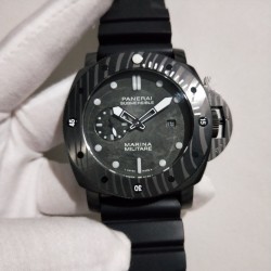 沛纳海新款，SUBMERSIBLE 潜行系列，型号PAM0979，直径47mm,厚度15mm,仿carbotech碳纤维复合材质钢壳，矿物质强化玻璃，单向旋转表圈，舒适硅胶带，装配全自动机芯。至臻精品，尽显男士魅力！欢迎转载