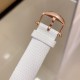 实拍 AW厂 Blancpain-宝珀女装系列复杂功能腕表共镶有152颗美钻。其中的108颗钻石镶嵌于36.8毫米的红金表壳之上。钻石紧密交织为两圈,错落有致,与品牌的标志性双层表圈设计相互呼应。表冠上亦镶有精致美钻,尽现腕表的华美雅致。 实拍 AW厂 Blancpain-宝珀女装系列复杂功能腕表共镶有152颗美钻。其中的108颗钻石镶嵌于36.8毫米的红金表壳之上。钻石紧密交织为两圈,错落有致,与品牌的标志性双层表圈设计相互呼应。表冠上亦镶有精致美钻,尽现腕表的华美雅致。