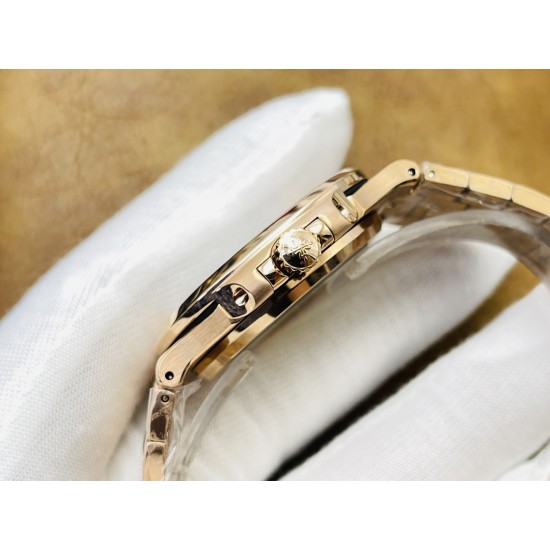 【PFF Factory2023新作品 墙裂推荐】V5升级版本 市场最高复刻 百达.翡丽PATEK PHILIPPE 优雅运动系列5711/1A鹦鹉螺!PFF震撼出品!1⃣️【机芯】全网最佳解毒方案,搭配百达.翡丽9015机改Cal.324自动上链一体机芯!精准稳定!2⃣️【表带】定制级人体工程学胶带款表带,钢带中珠是钻石型的,与正品相结合。3⃣️【直径】表壳尺寸40毫米,厚度仅9.8毫米,也与原装最接近。【PFF Factory2023匠心之作】欢迎您的品鉴 【PFF Factory2023新作品 墙裂推荐】V5升级版本 市场最高复刻 百达.翡丽PATEK PHILIPPE 优雅运动系列5711/1A鹦鹉螺!PFF震撼出品!1⃣️【机芯】全网最佳解毒方案,搭配百达.翡丽9015机改Cal.324自动上链一体机芯!精准稳定!2⃣️【表带】定制级人体工程学胶带款表带,钢带中珠是钻石型的,与正品相结合。3⃣️【直径】表壳尺寸40毫米,厚度仅9.8毫米,也与原装最接近。【PFF Factory2023匠心之作】欢迎您的品鉴