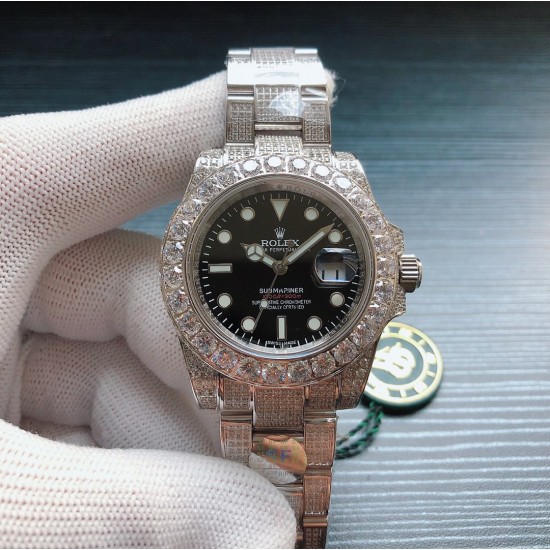劳力士 ROLEX R40 116610 Submariner白金满钻系列劳力士满钻系列 116610 Submariner 耗时10个月改装满钻石男士款 搭载2813全自动自动机械 精钢镶钻表壳 实心厚重钢带精选进口光彩闪耀钻 超强夜光 尺寸40x13mm 重量155g 精心制作 三杰精致推荐男士机械腕表 SJ为你精心制作超真实实物图拍摄 劳力士 ROLEX R40 116610 Submariner白金满钻系列劳力士满钻系列 116610 Submariner 耗时10个月改装满钻石男士款 搭载2813全自动自动机械 精钢镶钻表壳 实心厚重钢带精选进口光彩闪耀钻 超强夜光 尺寸40x13mm 重量155g 精心制作 三杰精致推荐男士机械腕表 SJ为你精心制作超真实实物图拍摄