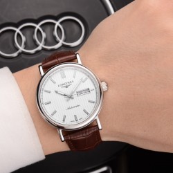 浪琴(LONGINES)✨✨✨火爆新品 搭载瑞士全自动机械机芯  316精钢表壳 大气三针双历设计 简约时尚 优雅尊贵 进口镀膜超强镜面 真牛皮表带 商务休闲 精致型男首选 [玫瑰][玫瑰][玫瑰] 直径42mm 厚11mm