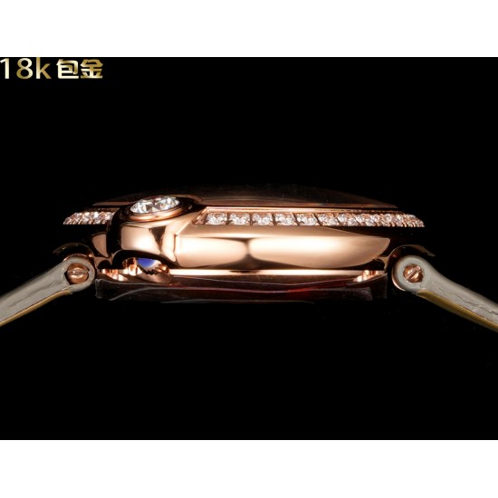 亲民版18k包金来了!! 持中国GTC检测机构证书,二维码联网可查询!一卡一码 !! 卡地亚白气球新年限定腕表 美洲鳄鱼皮 BALLON BLANC 融合红色 金色和白色 以喜庆且典雅的丰富色调呼应瑞意吉祥的新春气氛 以4时位置的钻石象征月亮 传达团圆的寓意,承载浓厚的中国文化色彩 尺寸:30mm 搭配瑞士机芯 蓝宝石玻璃 亲民版18k包金来了!! 持中国GTC检测机构证书,二维码联网可查询!一卡一码 !! 卡地亚白气球新年限定腕表 美洲鳄鱼皮 BALLON BLANC 融合红色 金色和白色 以喜庆且典雅的丰富色调呼应瑞意吉祥的新春气氛 以4时位置的钻石象征月亮 传达团圆的寓意,承载浓厚的中国文化色彩 尺寸:30mm 搭配瑞士机芯 蓝宝石玻璃
