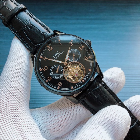 万国 (IWC ) H18 精品男士腕表, ,飞轮精选,魅力不凡,尽显精致细节与高超技艺,搭载多功能全自动机械机芯,顶级316精钢表壳,进口小牛皮表带,矿物质超强镜面,尺寸42*12,尊贵典范,绅士风范,身份的象征,展现你的独特品味!三杰精致推荐男士机械腕表 SJ为你精心打造超真实实物图拍摄 万国 (IWC ) H18 精品男士腕表, ,飞轮精选,魅力不凡,尽显精致细节与高超技艺,搭载多功能全自动机械机芯,顶级316精钢表壳,进口小牛皮表带,矿物质超强镜面,尺寸42*12,尊贵典范,绅士风范,身份的象征,展现你的独特品味!三杰精致推荐男士机械腕表 SJ为你精心打造超真实实物图拍摄