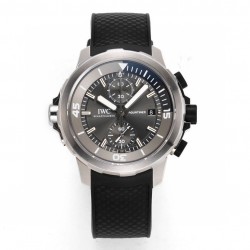 N1Factory 新品 IWC 万国 大鲨鱼特别版新力作 ❗️海洋计时系列 OT1 五针 市场最高版本 万 国IWC“鲨鱼”特别版鲨鱼基因非凡的适应能力，超越他人的捕猎技能，让鲨鱼，成为深海里的王者。而保护海洋，是它坚毅的使命。海洋是如此的神秘、壮美，正是各种基因之间的合作与竞争，让生命的奇迹不断上演。向自然拜师，适者生存鑫。