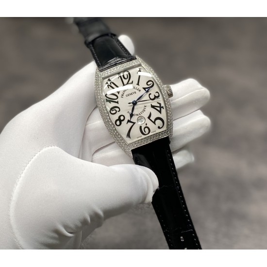 Franck Muller 法兰克穆勒满钻 FM 法穆兰 Casablanca系列 8880 B SC DT自动机械腕表 酒桶形精钢抛光表壳 穹型蓝宝石镜面 镜面与表壳完美拼合 镶嵌施华洛世奇水晶表盘 日历窗口镶嵌放大镜 日本西铁城8205自动机械机芯 客户定制美洲鳄鱼皮表带 针扣 39.5mmX55.3mm 出货实拍 Franck Muller 法兰克穆勒满钻 FM 法穆兰 Casablanca系列 8880 B SC DT自动机械腕表 酒桶形精钢抛光表壳 穹型蓝宝石镜面 镜面与表壳完美拼合 镶嵌施华洛世奇水晶表盘 日历窗口镶嵌放大镜 日本西铁城8205自动机械机芯 客户定制美洲鳄鱼皮表带 针扣 39.5mmX55.3mm 出货实拍