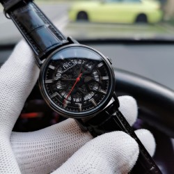 万国--IWC Z2  男士腕表 至臻精品，高雅品位 搭载全自动机械机芯 316L精钢表壳矿物强化玻璃镜面采用进口小牛皮真皮表带尺寸：直径40mm 厚度12mm 三杰精致推荐男士精品机械腕表 精致传承真实效果 SJ品质的保证