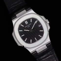 【“薄”大精深 从“芯”出发】全新升级V2版本 PATEK 。PHILPPE——鹦鹉螺5711/1A系列强势回归。1：1全新开模修正三件套壳 厚度仅9mm，修正了以往偏厚的现象，使之佩戴更贴合手腕。搭载全新定制版9015改原装CaI.324 S C洗花机芯。突破了无加夹板的情况下摆轮位置同步正品！定制级的人体工程学表带 修正了表带的铰链部分...[更多]