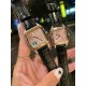 v8台湾厂 2021年最新款限量版 卡地亚山度士超薄杜蒙系列腕表,情侣款对表,中性表款 台湾厂做工质量杠杠!深度防水表壳:316L精钢3件套表壳玻璃:蓝宝石水晶镜面机芯:瑞士进口瑞士石英字面:经典罗马数字时标表带:意大利进口头层小牛皮表带表扣:精钢原装针扣 式表扣 v8台湾厂 2021年最新款限量版 卡地亚山度士超薄杜蒙系列腕表,情侣款对表,中性表款 台湾厂做工质量杠杠!深度防水表壳:316L精钢3件套表壳玻璃:蓝宝石水晶镜面机芯:瑞士进口瑞士石英字面:经典罗马数字时标表带:意大利进口头层小牛皮表带表扣:精钢原装针扣 式表扣