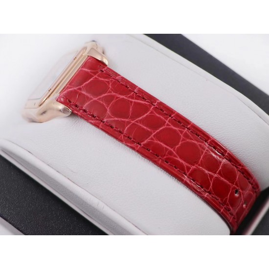实拍 8848F Panthre de Cartier 卡地亚猎豹手表,华丽而不羁,是Panthre de Cartier猎豹所传达的美学风格。它线条流畅,魅惑动人,柔软服帖于腕间,宛若在肌肤上翩翩起舞。独特的造型彰显成熟优雅、自信动人的女性形象。表壳一体成型,搭配正品使用原装瑞士石英机芯,316L精钢壳套,镶嵌钻石 把头镶嵌一颗合成蓝色尖晶石,镀银表盘,剑形蓝钢指针,100%三度防水,尺寸:27 x 37毫米,22*30毫米,二个尺寸。每块表都有独立的机身编号。 实拍 8848F Panthre de Cartier 卡地亚猎豹手表,华丽而不羁,是Panthre de Cartier猎豹所传达的美学风格。它线条流畅,魅惑动人,柔软服帖于腕间,宛若在肌肤上翩翩起舞。独特的造型彰显成熟优雅、自信动人的女性形象。表壳一体成型,搭配正品使用原装瑞士石英机芯,316L精钢壳套,镶嵌钻石 把头镶嵌一颗合成蓝色尖晶石,镀银表盘,剑形蓝钢指针,100%三度防水,尺寸:27 x 37毫米,22*30毫米,二个尺寸。每块表都有独立的机身编号。