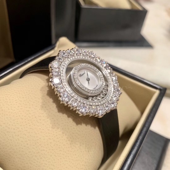 实拍 萧邦-chopard happy Diamonds系列 女士腕表(市场最高版 热卖上巿)施华洛世奇水晶 原装瑞士进口石英机芯 娟带361L钢原装钻扣 316精钢表壳 蓝宝水晶镜面 直径32mm厚8mm 实拍 萧邦-chopard happy Diamonds系列 女士腕表(市场最高版 热卖上巿)施华洛世奇水晶 原装瑞士进口石英机芯 娟带361L钢原装钻扣 316精钢表壳 蓝宝水晶镜面 直径32mm厚8mm