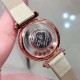 实拍 萧邦HAPPY DIAMONDS系列萧邦标志性的女士腕表系列,时尚而柔美 内部搭载瑞士石英机芯 动感十足的表壳搭配皮革表带 带镂空装饰的表盘极具现代感 完美体现萧邦悠然自在的生活态度 五颗标志性灵动钻石随着爱心钻石欢快起舞、流光溢彩 一如既往的顶级品质 认准独家实拍细节 实拍 萧邦HAPPY DIAMONDS系列萧邦标志性的女士腕表系列,时尚而柔美 内部搭载瑞士石英机芯 动感十足的表壳搭配皮革表带 带镂空装饰的表盘极具现代感 完美体现萧邦悠然自在的生活态度 五颗标志性灵动钻石随着爱心钻石欢快起舞、流光溢彩 一如既往的顶级品质 认准独家实拍细节
