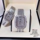 实拍 伯爵-Piaget 非凡珍品系列情侣腕表 瑞士石英机芯 蓝宝石玻璃镜面 表壳尺寸小号25x30mm 大号35x40mm厚度约8mm 实拍 伯爵-Piaget 非凡珍品系列情侣腕表 瑞士石英机芯 蓝宝石玻璃镜面 表壳尺寸小号25x30mm 大号35x40mm厚度约8mm