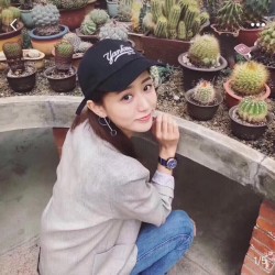 周冬雨，吴谨言同款 近期ins小红书大热的款式，号称“小沛纳海”，百搭不挑人，各种搭配来给你们种草下