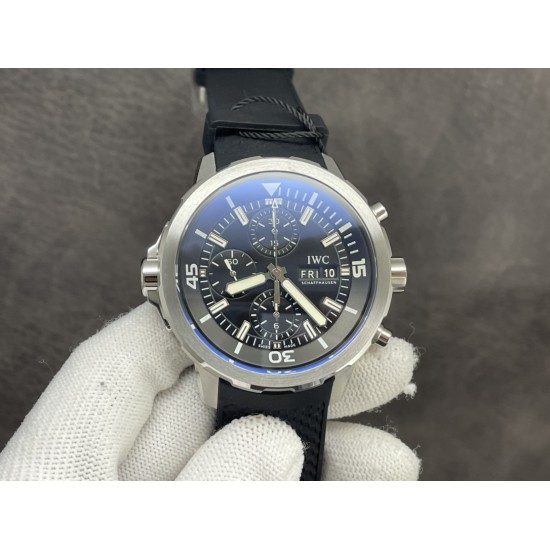 NS Factory 2021最新力作 市场最高品质 狠货来袭!IWC万国海洋计时系列IW376805 腕表(“雅克伊夫库斯托探险之旅”特别版)表径44mmx17mm,搭载7750自动机械计时机芯,3点位日历星期显示,蓝宝石水晶玻璃表镜,表镜经双面防眩处理透光清晰,快拆表带一步到位,富有机械感的齿轮型表冠,可转动圈口,方向同正品。超强双色夜光,即使是在黑夜也能清晰的知道时间,佩戴舒适,值得你拥有! NS Factory 2021最新力作 市场最高品质 狠货来袭!IWC万国海洋计时系列IW376805 腕表(“雅克伊夫库斯托探险之旅”特别版)表径44mmx17mm,搭载7750自动机械计时机芯,3点位日历星期显示,蓝宝石水晶玻璃表镜,表镜经双面防眩处理透光清晰,快拆表带一步到位,富有机械感的齿轮型表冠,可转动圈口,方向同正品。超强双色夜光,即使是在黑夜也能清晰的知道时间,佩戴舒适,值得你拥有!