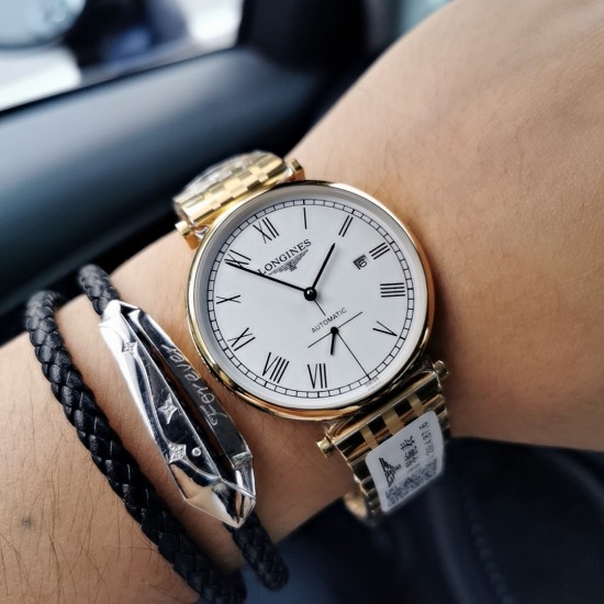 SJ出品 【品牌】:浪琴 LONGINES L28【类型】:精品男士腕表(顶级)精湛【表带】:316精钢表带(耐用)【机芯】:顶级机械机芯(稳定)【材料】:矿物质超强镜面(耐磨)精致品质 大方风范 卓越气质 睿智尊享【尺寸】:直径40mm厚9mm热卖上市!欢迎转载! 三杰精致推荐男士机械腕表 SJ为你精心拍摄超真实实物图 SJ出品 【品牌】:浪琴 LONGINES L28【类型】:精品男士腕表(顶级)精湛【表带】:316精钢表带(耐用)【机芯】:顶级机械机芯(稳定)【材料】:矿物质超强镜面(耐磨)精致品质 大方风范 卓越气质 睿智尊享【尺寸】:直径40mm厚9mm热卖上市!欢迎转载! 三杰精致推荐男士机械腕表 SJ为你精心拍摄超真实实物图