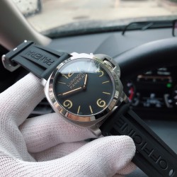沛纳海 PAM00372 系列：LUMINOR 1950款式：手动机械，47毫米，男士材料：精钢机芯出产厂商：沛纳海机芯 类型：全自动机械瑞士机芯 厚度：5.3毫米摆轮：Glucydur平衡摆轮振频：21600每小时振荡次数 避震：Incabloc避震宝石数：21个零件数：160 三杰精致推荐男士机械休闲商务腕表 SJ为你精心打造超真实实物图拍摄 让你超真实实物图体验（高端瑞士机芯，零返修）