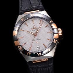 SBF 欧米茄新品-全新第五代星座系列-41mm 1，真正的黑色陶瓷表圈，不是市面上那些电镀版本。2，41毫米，休闲商务兼具，能文能武。3，8900独家专有机芯，走时稳定，机芯质量好，返修少。全新欧米茄星座最好的版本，值得您的拥有。