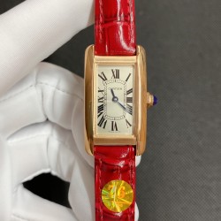 【Z6新品来袭】卡地亚Tank Amricaine美式坦克，最高品质卡地亚美式坦克系列WSTA0016石英女表、与原装一致尺寸34.80 x 19.007.10毫米、整表每一个部件都是正品拆解开模，配件可与正品互换、表壳内侧多级打磨耗费数月时间修正磨合才能如此完美效果，表壳侧面正品一样的真螺丝设计、镀银表盘罗马数字3D叠加立体印刷技术经过无数次修改细节完美、淬火烧制蓝钢指针、把头镶嵌一颗合成蓝色尖晶石价格昂贵、多颜色意大利牛皮及全新欧版风格定制表带、最好的美坦副本值得拥有。