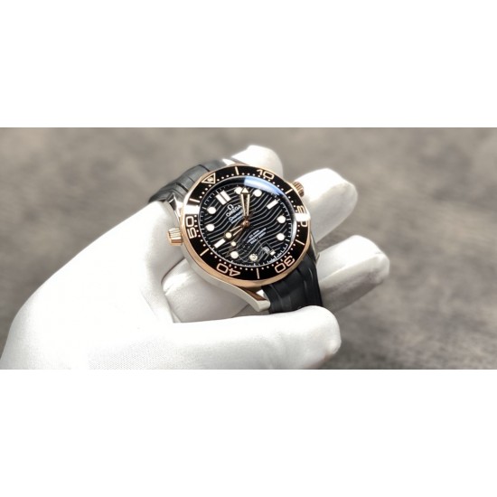 【VS出品】欧米茄 海马300M 316精钢材质打造！玫瑰金，胶带款！8800机 42MM！出货实拍