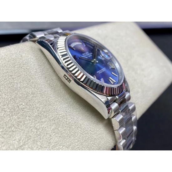 ROLEX 劳力士 星期日志型!1⃣️ 蓝宝石镜面,日历2.5倍放大镜,效果同步原版。2⃣️蚝式表壳结构,一体中层表壳,旋入式底盖及上链表冠。3⃣️结构尺寸厚度同步原装,直径40mm4⃣️搭载2836自动上链机芯,快调瞬跳星期日历、做到调时、厚度、结构同步原版。 ROLEX 劳力士 星期日志型!1⃣️ 蓝宝石镜面,日历2.5倍放大镜,效果同步原版。2⃣️蚝式表壳结构,一体中层表壳,旋入式底盖及上链表冠。3⃣️结构尺寸厚度同步原装,直径40mm4⃣️搭载2836自动上链机芯,快调瞬跳星期日历、做到调时、厚度、结构同步原版。