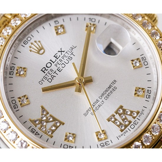 LS精品 〔最高品质 年末巨献〕劳力士(Rolex)日志月相型,一一问世便卓而不凡,品德超群,庄重、实用、不显浮华的风格广受成功人士喜爱,逐渐深刻人心,并备受各界人士推重。品质精良,工艺精湛,糅合尊贵、典雅和独特气质于一身,位列世界手表业之翘楚,904蚝式钢 18k微纳米电镀金,直径41mm 厚度1.0,全自动进口机芯,21600每小时振荡次数,动力储备48小时,表带:五珠带,三度防水性能,9字位日月星辰美轮美奂,返修率几乎为零,请君放心购! LS精品 〔最高品质 年末巨献〕劳力士(Rolex)日志月相型,一一问世便卓而不凡,品德超群,庄重、实用、不显浮华的风格广受成功人士喜爱,逐渐深刻人心,并备受各界人士推重。品质精良,工艺精湛,糅合尊贵、典雅和独特气质于一身,位列世界手表业之翘楚,904蚝式钢 18k微纳米电镀金,直径41mm 厚度1.0,全自动进口机芯,21600每小时振荡次数,动力储备48小时,表带:五珠带,三度防水性能,9字位日月星辰美轮美奂,返修率几乎为零,请君放心购!
