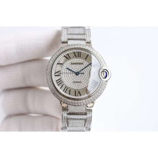 V7版复刻最高版！奢华 卡地亚 CARTIER B33 蓝气球 42mm 满钻系列 采用高端进口奥地利钻石5000+颗镶满表壳及表带 （镶嵌工艺5年内掉钻免费补新钻） 原版鱼眼真宝蓝石镜面（10年内非人为有磨损痕迹的！免费换新玻璃）TOP海鸥2836全自动机械机芯！高档烤蓝指针 高端精钢带 不掉螺丝 ！纳米真空电镀细节更到位！ 走时精准 质量可靠 ！五星推荐 匠心之作 值得你拥有！