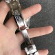 N厂新品V11版 劳力士 GMT格林尼治黑圈及蓝黑圈升级版。采用正品一致904L钢材,一体成形的陶瓷圈口与正品一致,圈口采用正品一样的油压方法。全新3186一体机芯.同步正品GMT针通过正反调时间及日历,40x13mm,904L钢表壳表链,蓝宝石镜面,超级夜光,双向陶瓷旋转表圈,折叠表扣。 N厂新品V11版 劳力士 GMT格林尼治黑圈及蓝黑圈升级版。采用正品一致904L钢材,一体成形的陶瓷圈口与正品一致,圈口采用正品一样的油压方法。全新3186一体机芯.同步正品GMT针通过正反调时间及日历,40x13mm,904L钢表壳表链,蓝宝石镜面,超级夜光,双向陶瓷旋转表圈,折叠表扣。