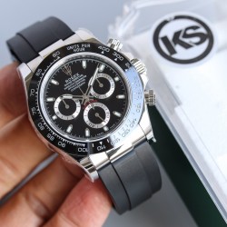 顶级做工KS出品：劳力士 恒动宇宙计时型迪通拿 【尺寸】40MM【表镜】抗刮损蓝水晶玻璃  防反光凸透式放大日历窗【表壳】上链表冠，旋入式三扣锁三重防水系统【机芯】采用7750机芯，高效精准稳定【表带】腕表搭配折叠式表扣，且表扣具有微调装置，可以调到非常的贴合手腕 折叠扣 超强夜光 防水大于100米