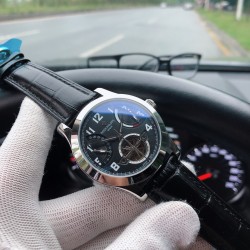 百达翡丽 -PATEK PHILIPPE T26 最新推出独特限量板：享誉全球！巧妙陀飞仑单独停秒设计，豪气十足 标显天工之作！大3针＋多功能全自动设计.绝仑手工鱼鱗批花机芯设计！精密的机械技术和独特设计的高级宛表.A全自动机械机芯  耐用年以上 100%生活防水！三杰自家拍摄！认准质量[色]A级折蝶扣！A级机芯！直径：46mm.厚度12mm  三杰精致推荐男士精品机械腕表 精致传承真实效果 SJ品质的保证