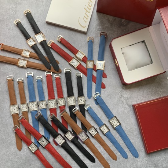 实拍【精品升级版】卡地亚超薄坦克Cartier Tank Solo系列,一款百搭性价比又高的手表 进口瑞士石英机芯,圆珠形表冠,镶嵌一颗凸圆形合成尖晶石,镀银珠光表盘,罗马数字时标,剑形蓝钢指针,蓝宝石水晶镜面,搭配进口牛皮表带,多颜色可搭配。直径:小号2431mm,中号2734mm。佩戴舒适柔软服帖,上手显得高贵又典雅,很气质很女人独家货源。 实拍【精品升级版】卡地亚超薄坦克Cartier Tank Solo系列,一款百搭性价比又高的手表 进口瑞士石英机芯,圆珠形表冠,镶嵌一颗凸圆形合成尖晶石,镀银珠光表盘,罗马数字时标,剑形蓝钢指针,蓝宝石水晶镜面,搭配进口牛皮表带,多颜色可搭配。直径:小号2431mm,中号2734mm。佩戴舒适柔软服帖,上手显得高贵又典雅,很气质很女人独家货源。