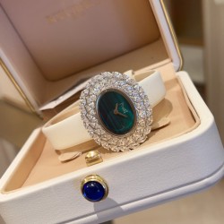 伯爵-PIAGET  全新高级珠宝系列，18K白金.玫瑰金，镶饰两圈马眼型切割美钻一圈22颗（约3.84克拉）－共44颗高级珠宝制作的一大挑战；钻石散发的耀眼光芒，皮带采用轻柔的缎面材质，与钻石造型形成优雅对比。原装尺寸31 X37 mm