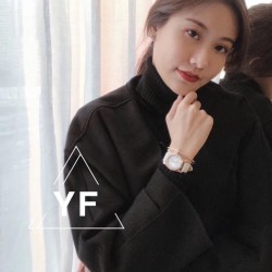 实拍《YF》萧邦（五钻小号无日历）HAPPY DIAMONDS 七彩圣诞主题 符合接下来圣诞跨年的气氛 每一颗钻石都是最好的礼物 心向自由 与快乐不期而遇。