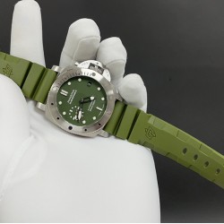 今日推荐沛纳海Pam1055 白壳绿面 42mm 自动上链机械机芯 顶级品质 出货实拍✈️