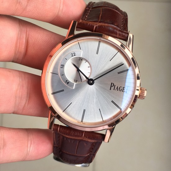 Piaget 伯爵Altiplano 原版字面复刻版 系列多功能机械全自动腕表。以传统美学概念打造的机械腕表,纯洁简约古典优雅,精致的巴顿指针,优雅的双层立体面盘,5位小秒和10位24小时刻度以及独有12点位日历窗,42mm腕表。透视底盖! Piaget 伯爵Altiplano 原版字面复刻版 系列多功能机械全自动腕表。以传统美学概念打造的机械腕表,纯洁简约古典优雅,精致的巴顿指针,优雅的双层立体面盘,5位小秒和10位24小时刻度以及独有12点位日历窗,42mm腕表。透视底盖!