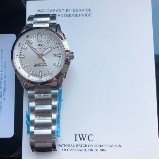 IWC 万国 R42 海洋时计公园系列腕表,采用IWC潜水系统,同样适合用于陆地探险。海洋时计色彩雅致,外形霸气,同样适合日常佩戴。尺寸的42mm,实力复刻,装载进口机芯,自动机械,(零返修)蓝宝石镜面,904L精钢材质,淬火钢针锋芒所向。超强夜光 三杰精致推荐男士机械腕表 SJ为你精心打造超真实实物图拍摄 IWC 万国 R42 海洋时计公园系列腕表,采用IWC潜水系统,同样适合用于陆地探险。海洋时计色彩雅致,外形霸气,同样适合日常佩戴。尺寸的42mm,实力复刻,装载进口机芯,自动机械,(零返修)蓝宝石镜面,904L精钢材质,淬火钢针锋芒所向。超强夜光 三杰精致推荐男士机械腕表 SJ为你精心打造超真实实物图拍摄