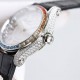 萧邦新款chopard Happy Sport系列之彩钻腕表,以精钢搭配钻石,凝固刹那时刻,绽放隽永气质!精彩细节:1⃣️搭载与众不同的珍珠贝母字面,纹理和放射出来的光晕实属完美。2⃣️表盘搭配7颗快乐彩钻,采用施华洛世奇水晶,颗颗饱满闪烁!每一个颗的底座都是精雕细琢,以求实现正品钻珠那一致的旋转运动的效果!3⃣️壳套316L精钢表壳两侧均镶嵌顶级施华洛世奇水晶,颗颗火彩熠熠,色泽白净透亮4⃣️搭配海鸥2892机芯机械!AN Factory精品之作 时间总让人惊喜不断 您绝对值得拥有!欢迎您的品鉴! 萧邦新款chopard Happy Sport系列之彩钻腕表,以精钢搭配钻石,凝固刹那时刻,绽放隽永气质!精彩细节:1⃣️搭载与众不同的珍珠贝母字面,纹理和放射出来的光晕实属完美。2⃣️表盘搭配7颗快乐彩钻,采用施华洛世奇水晶,颗颗饱满闪烁!每一个颗的底座都是精雕细琢,以求实现正品钻珠那一致的旋转运动的效果!3⃣️壳套316L精钢表壳两侧均镶嵌顶级施华洛世奇水晶,颗颗火彩熠熠,色泽白净透亮4⃣️搭配海鸥2892机芯机械!AN Factory精品之作 时间总让人惊喜不断 您绝对值得拥有!欢迎您的品鉴!