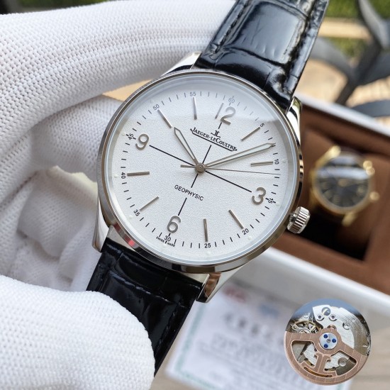 积家 Jaeger Lecoultre 经典重塑,物理天文台。本次改装原装自动锤,细节更完美,技惊四座,精湛工艺,淋漓尽致。采用全自动机械机芯,顶级316精钢表壳,进口小牛皮表带,矿物质超强镜面,尺寸43*13 积家 Jaeger Lecoultre 经典重塑,物理天文台。本次改装原装自动锤,细节更完美,技惊四座,精湛工艺,淋漓尽致。采用全自动机械机芯,顶级316精钢表壳,进口小牛皮表带,矿物质超强镜面,尺寸43*13