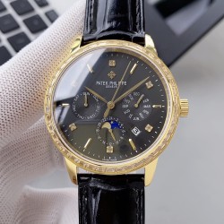 2020最新款式 百达翡丽 （实拍图）Patek   Philippe 贵族的艺术品！搭配进口9100多功能机芯（0返修）功能（24小时,星期，星辰，月份）进口316精钢！搭配意大利进口小牛皮！原装折叠扣！尺寸42mm。耐磨防刮蓝宝石玻璃！超强防水50米！简约而不简单！你永远无法拥有一块百达翡丽，你只是在替你的后代保管他.  (  慎重承诺 ： 产品实物光泽手感更佳精湛  字盘刻度栩栩如生  壳套工艺都是宗师级别轻身检验 加上新时代机器高技锻造  上手震撼尊贵非凡。你值得拥有！⚠️请认准独家品质