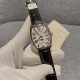 法兰克穆勒-FRANCK MULLER(FM)LADIESCOLLECTION系列,瑞士石英机芯,日月星辰 进口意大利牛皮制作仿真鳄鱼皮,光泽度饱满,尺寸32x43mm 厚度8mm 法兰克穆勒-FRANCK MULLER(FM)LADIESCOLLECTION系列,瑞士石英机芯,日月星辰 进口意大利牛皮制作仿真鳄鱼皮,光泽度饱满,尺寸32x43mm 厚度8mm
