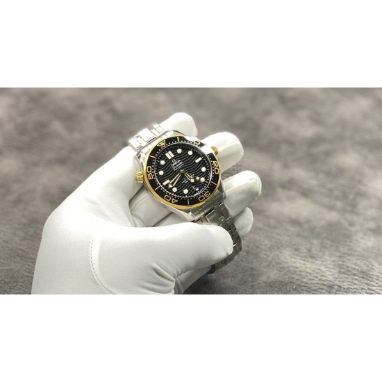 【VS出品】欧米茄 海马300M 316精钢材质打造！间金钢带款！8800机 42MM！金灿灿，这个颜色好看！出货实拍