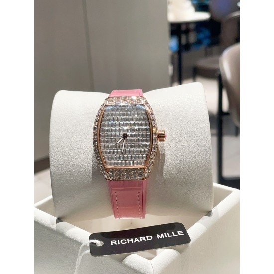 法兰克穆勒 V32 ABF 法穆兰 女装游艇新款 32mm 完美尺寸 搭配瑞士原装机芯 品质保证