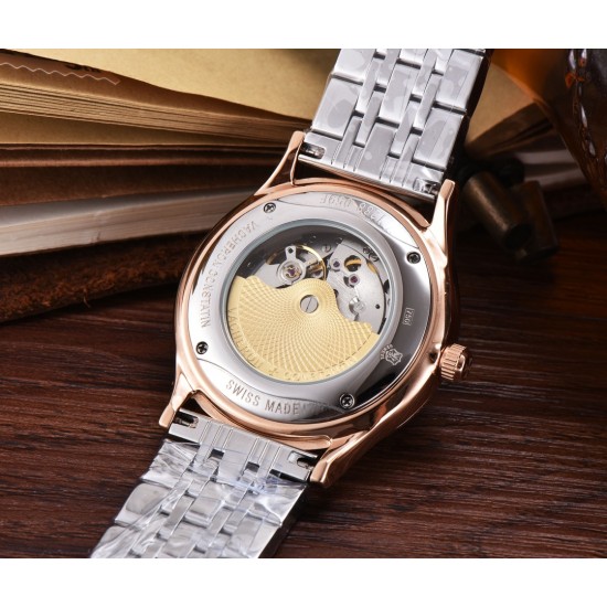 最新款江诗丹顿(Vacheron Constantin)传承系列9位24时真日⭐️月星辰全面推出,成功商务人士必备,采用全自动进口机芯(零返修、零故障)顶级316精钢表壳,原装按扣 进口小牛皮,锅盖玻璃,做工一流,型男必备。送礼极佳,先下手为强! 最新款江诗丹顿(Vacheron Constantin)传承系列9位24时真日⭐️月星辰全面推出,成功商务人士必备,采用全自动进口机芯(零返修、零故障)顶级316精钢表壳,原装按扣 进口小牛皮,锅盖玻璃,做工一流,型男必备。送礼极佳,先下手为强!